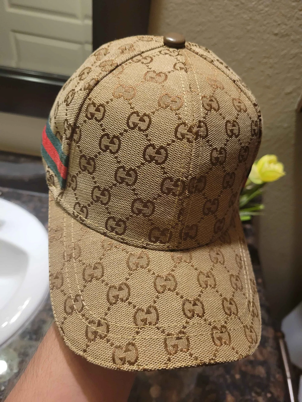 Gucci Beige/Brown Monogram Hat with Green-Red Web - Picture 8 of 9